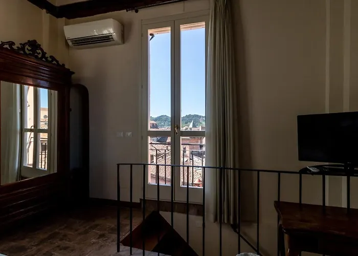 Nocleg ze śniadaniem Casa Isolani Santo Stefano Bolonia