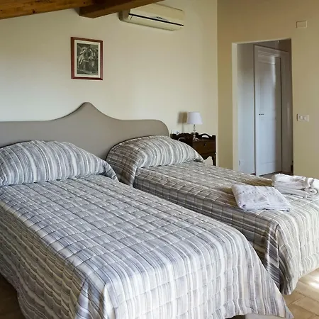 Casa Isolani Charms Santo Stefano Bed & Breakfast Bologna