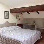 Bed & Breakfast Casa Isolani Santo Stefano 4*