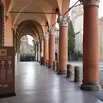 Casa Isolani Santo Stefano Bed & Breakfast