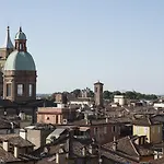 Casa Isolani Santo Stefano 4* Bologna