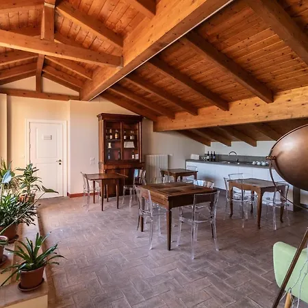 Casa Isolani Santo Stefano 4* Boloňa