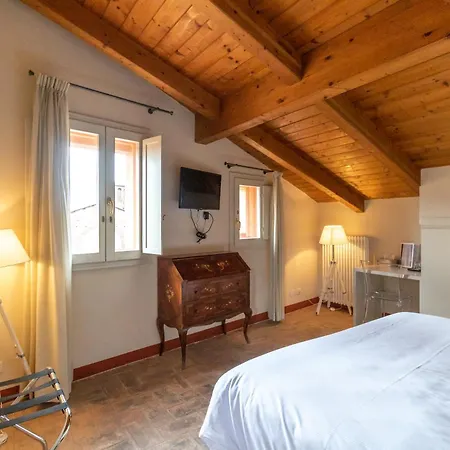 Bed & Breakfast Casa Isolani Charms Santo Stefano