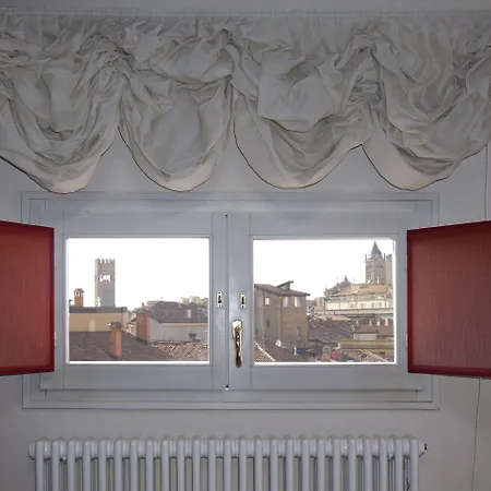 Casa Isolani Charms Santo Stefano Bed & Breakfast