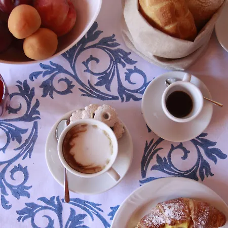 Casa Isolani Santo Stefano Bed & Breakfast Bologna
