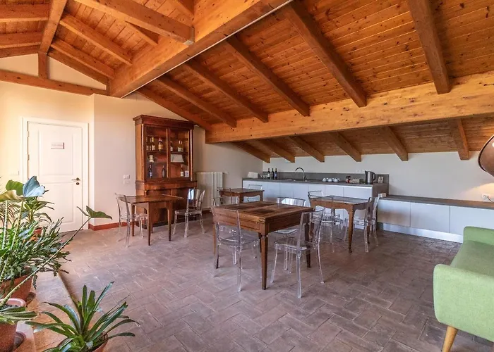 Casa Isolani Santo Stefano 4* Bologna