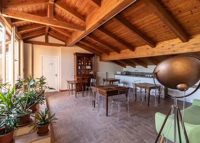Casa Isolani Santo Stefano 4* Bologna