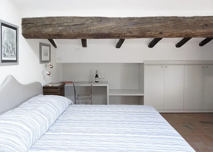 Casa Isolani Charms Santo Stefano 볼로냐