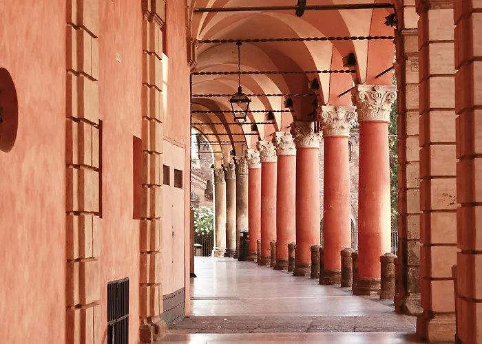 Casa Isolani Charms Santo Stefano