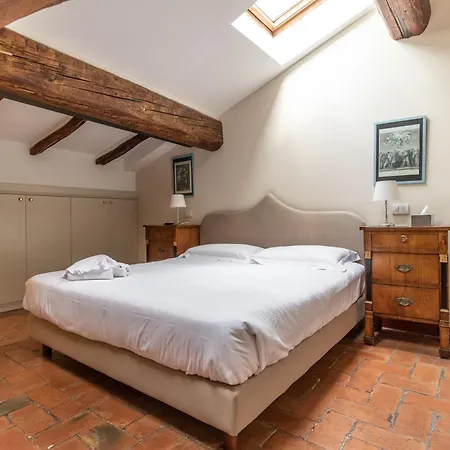 Casa Isolani Charms Santo Stefano Boloňa