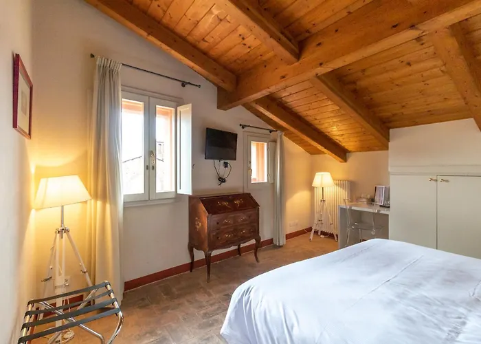 Bed & Breakfast Casa Isolani Charms Santo Stefano