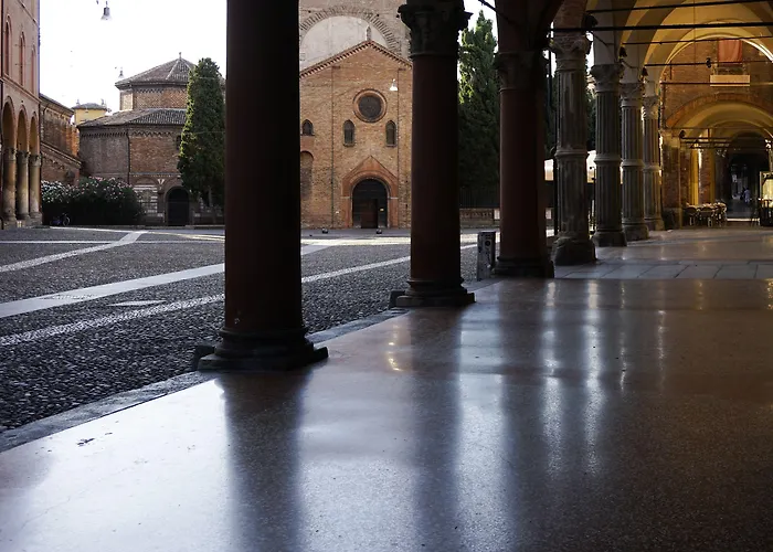 Casa Isolani Charms Santo Stefano 4*