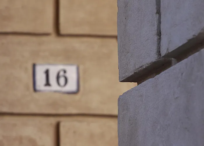 Casa Isolani Charms Santo Stefano