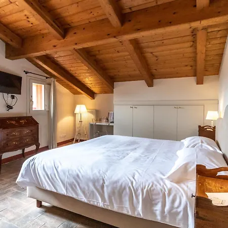 Bed & Breakfast Casa Isolani Charms Santo Stefano Bologna