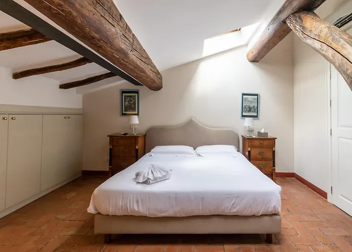 Casa Isolani Charms Santo Stefano